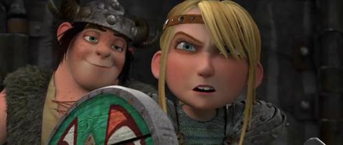    / How to Train Your Dragon (2010) BDRip